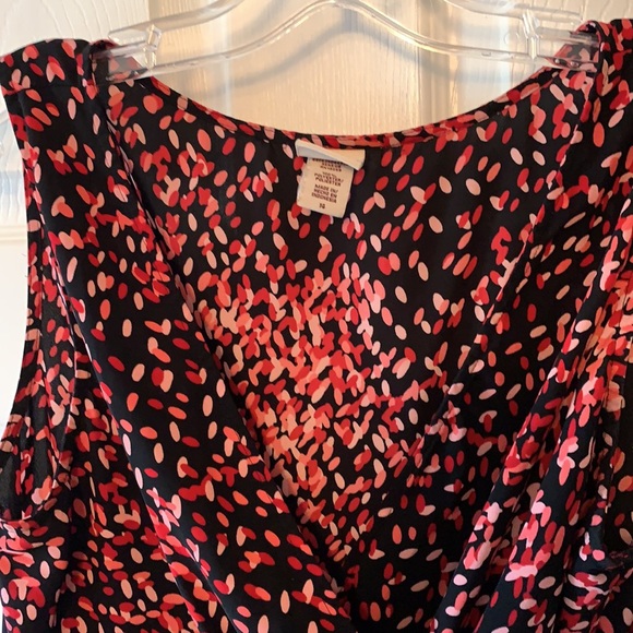 Pretty Blouse sleeveless v neck top size XL - Picture 2 of 3